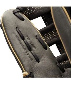 Wilson 2022 A1000 1750 Outfield Baseball Glove - 12.5" 15 Wilson 2022 A1000 1750 Outfield Baseball Glove - 12.5