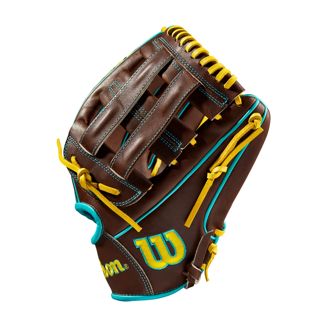 Wilson A2000 Custom DW5 February 2022 Glove Of The Month - 12" Baseball 6 Wilson A2000 Custom DW5 February 2022 Glove Of The Month - 12" Baseball